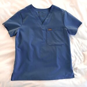 Figs Catarina One-Pocket Scrub Top